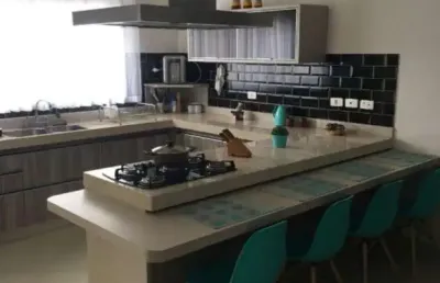 Casa com 4 quartos à venda no jardim emicol, itu  por r$ 1.250.000