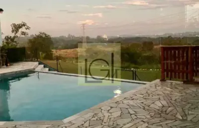 Casa em condomínio de luxo em itu-sp, 3 suítes, 6 banheiros e 358m² - bairro campos de santo antônio