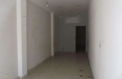 Salão comercial para locação no centro de itu-sp: 1 sala, 2 banheiros e 60m² de área.