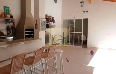 Casa em condomínio no parque do varvito, itu-sp: 3 quartos, 3 suítes, 2 salas, 4 banheiros, 2 vagas, 221m²