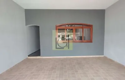 Casa à venda em itu-sp, bairro são luiz: 3 quartos, 1 suite, 2 salas, 3 banheiros, 2 vagas de garagem, 144 m² de área. garanta já!