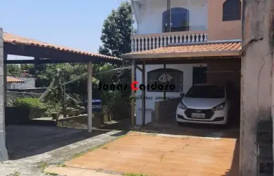 Casa a venda com 2 suítes, edícula e 12 vagas de garagem no mogi moderno em mogi das cruzes, por r$800.000,00. viva com praticidade!