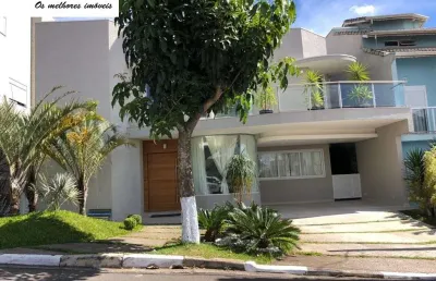 Sobrado de 315m² a venda no cond. parque das figueiras, com 4 quartos sendo 3 suites, cozinha planejada, piscina e spa. r$: 1.850.000. mogi das cruzes