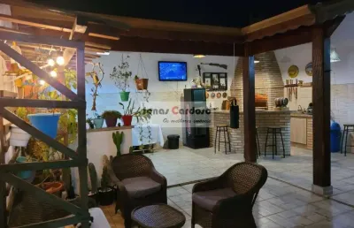 Casa à venda em mogi das cruzes-sp, no villa di cesar: estuda permuta, 3 quartos sendo 1 suíte, cozinha planejada, área gourmet impecável. r$:690 mil
