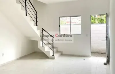 Casas a venda no residencial ágata, na vila são paulo em mogi das cruzes. com 2 quartos e 1 vaga e quintal privativo. não perca!
