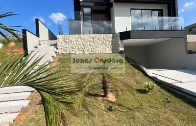 Casa de alto padrão a venda no cond. mosaico essence, mogi das cruzes. com 3 suítes (1 master), piscina, área gourmet. por r$: 1.750.000