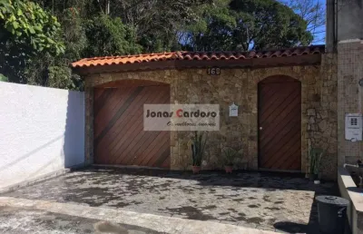 Casa térrea à venda no residencial jardim rubi em mogi das cruzes. com 3 quartos, 1 suíte, 2 vagas de garagem, 113m² de construção. por r$650 mil
