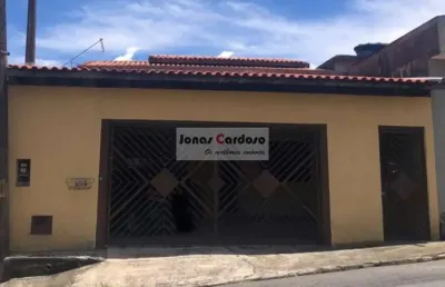 Imperdível residência à venda em mogi das cruzes-sp no jardim layr: 3 quartos, 1 suíte, 1 sala, 2 banheiros, 4 vagas. por 530 mil.
