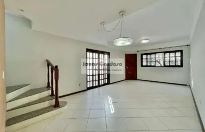Imperdível casa à venda em mogi das cruzes-sp, parque santana! 3 quartos, 1 suíte, 1 sala, 3 banheiros, 2 vagas de garagem, 135 m². por $ 765 mil.
