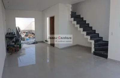Imperdível oportunidade! casa à venda na vila brasileira em mogi das cruzes-sp: 2 quartos, 2 suítes, 1 sala, 3 banheiros, 2 vagas. por $ 570 mil.