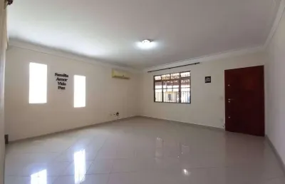Sobrado, 3 dormitórios, suíte, 2 vagas, vila cascatinha, são vicente/sp