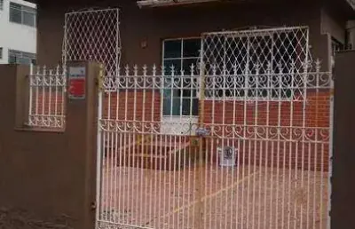 Casa com 3 quartos para alugar no Pompéia, Santos 