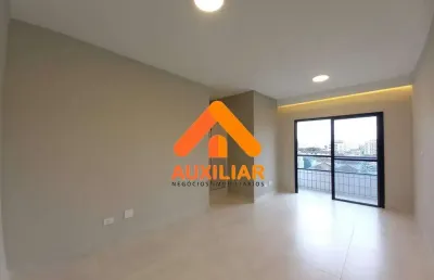 Reformado, visão desobstruída, 2 dormitórios, dependência, garagem demarcada, marapé, santos