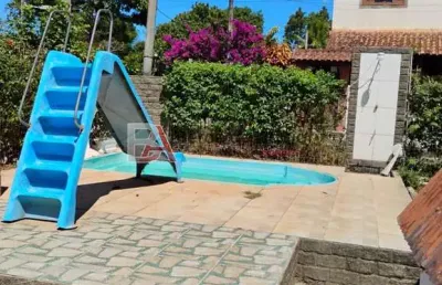 Casa com 3 quartos à venda em bacaxá, saquarema  por r$ 235.000