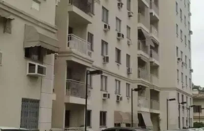 Apartamento com 2 quartos à venda na rua oswaldo lussac, taquara, rio de janeiro por r$ 195.000