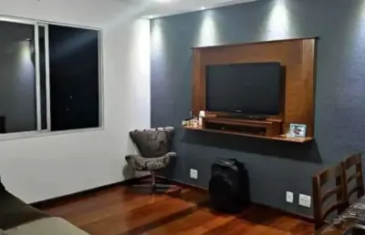 Apartamento com 2 quartos à venda na rua oswaldo lussac, taquara, rio de janeiro por r$ 150.000