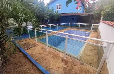 Casa com 4 quartos à venda na rua luiz vicente gonzaga, xerém, duque de caxias, 1440 m2 por r$ 900.000