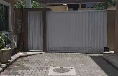 Casa em condomínio fechado com 2 quartos à venda na rua nossa senhora dos remédios, jacarepaguá, rio de janeiro, 100 m2 por r$ 265.000