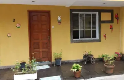 Casa em condomínio fechado com 3 quartos à venda na estrada dos bandeirantes, jacarepaguá, rio de janeiro, 384 m2 por r$ 270.000
