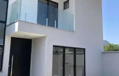 Casa em condomínio fechado com 4 quartos à venda na rua salomão malina, vargem pequena, rio de janeiro, 165 m2 por r$ 1.260.000