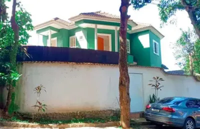 Casa em condomínio fechado com 5 quartos à venda na estrada dos bandeirantes, vargem pequena, rio de janeiro, 300 m2 por r$ 600.000
