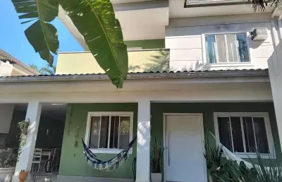 Casa em condomínio fechado com 4 quartos à venda na estrada da boca do mato, vargem pequena, rio de janeiro, 200 m2 por r$ 750.000