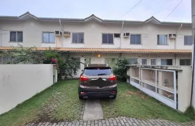 Casa em condomínio fechado com 3 quartos à venda na rua oswaldo lussac, taquara, rio de janeiro, 113 m2 por r$ 330.000