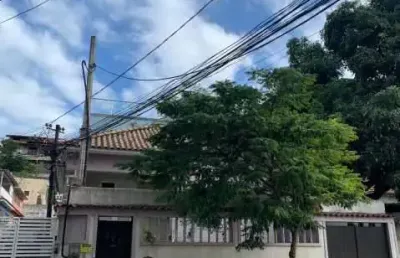 Casa em condomínio fechado com 3 quartos à venda na rua coronel tedim, pechincha, rio de janeiro, 110 m2 por r$ 495.000