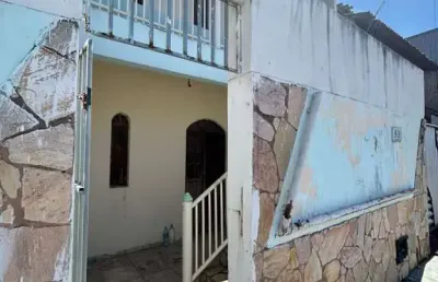 Venha conhecer esta casa duplex à venda localizada no parque ipê, cidade nova em feira de santana