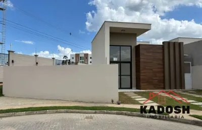 Casa disponível para venda no condomínio vienna, localizado no bairro sim em feira de santana