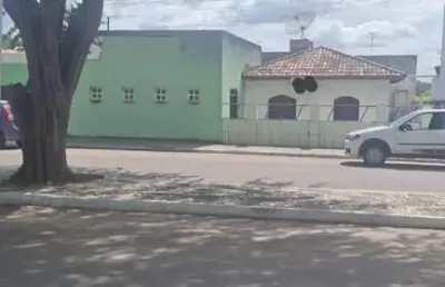 Oportunidade de investimento: casa no centro para venda localizada no bravo distrito de serra preta