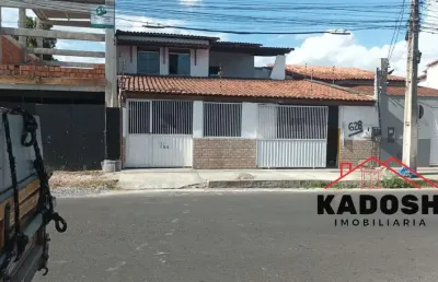 Casa para locação localizada no bairro mangabeira, proxímo a fraga maia em feira de santana