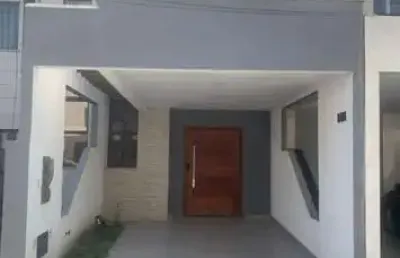 Casa village para venda no condominio aquarela ville, localizado no bairro papagaio em feira de santana