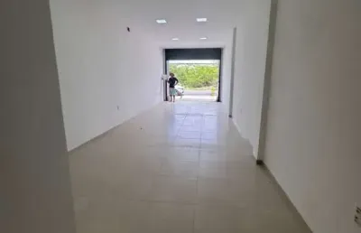 Ponto comercial para locação, localizado a menos de 100m da av. artemia pires em feira de santana