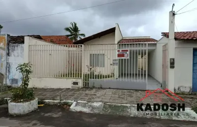 Casa para venda localizada no centro do bravo municipio de serra preta