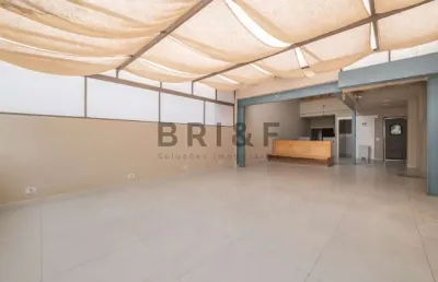 Casa comercial à venda na vila nova conceição, com 220 m² e duas vagas.