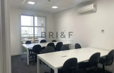 Casa comercial com 2 salas para alugar na Avenida Doutor Chucri Zaidan, 1550, Vila Cordeiro, São Paulo