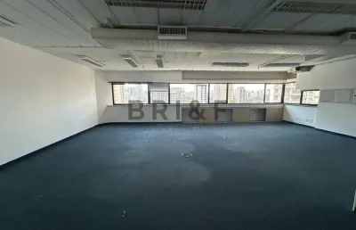 Conjunto comercial para locação 140m²   6  vagas na região da berrini