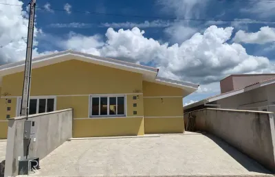 Casa terrea em condominio com 3 dorms e duas vagas na cidade de bom jesus dos perdões