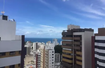 Cobertura na graça: 3 quartos, 1 suíte, 2 salas, 3 banheiros, 2 vagas, 160m² - salvador-ba