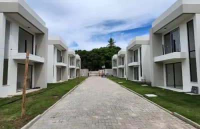 Casa em condomínio de luxo em abrantes, camaçari-ba! 4 quartos, 4 suítes, 2 salas, 5 banheiros, 1 vaga, 123,82m².