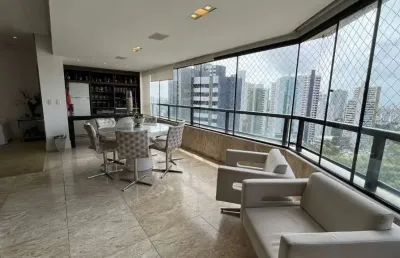 Apartamento de luxo no horto florestal, salvador-ba: 4 quartos, 4 suítes, 2 salas, 5 banheiros, 243m², 2 varandas e 5 vagas de garagem.