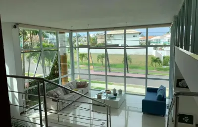 Espetacular casa em condomínio à venda em abrantes, camaçari-ba: 4 quartos, 4 suítes, 2 salas, 6 banheiros, 3 vagas de garagem, 324m²