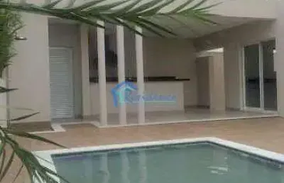 Lindo sobrado para locação, para quem busca sofisticação e conforto, toda planejada com ar condicio
