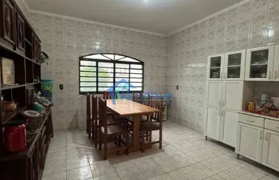 Casa com 3 quartos à venda no Jardim Regina, Indaiatuba 