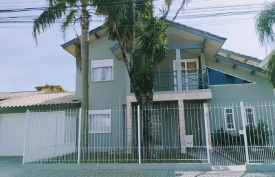 Casa de alto padrão à venda - uma oportunidade única!