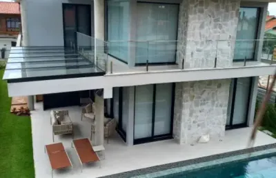 Exclusividade alto padraõ. rua sem saída próximo a praia campeche
