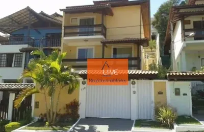 Live vende - casa com 3 dormitórios à venda, 240 m² por r$ 1.050.000 - itaipu - niterói/rj