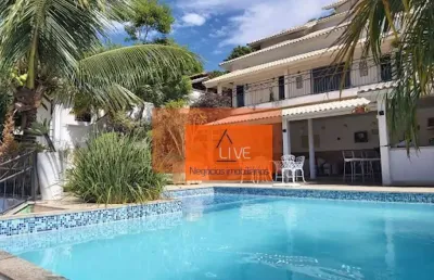Live v ende: excelente casa com 4 quartos, 3 suítes, lazer, 470 m² por r$ 1.490.000 - maria paula - niterói/rj