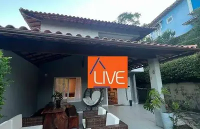 Live vende: belíssima casa com 4suítes, piscina + espaço gourmet com 2 vagas por r$ 1.400.000 - itaipu - niterói/rj